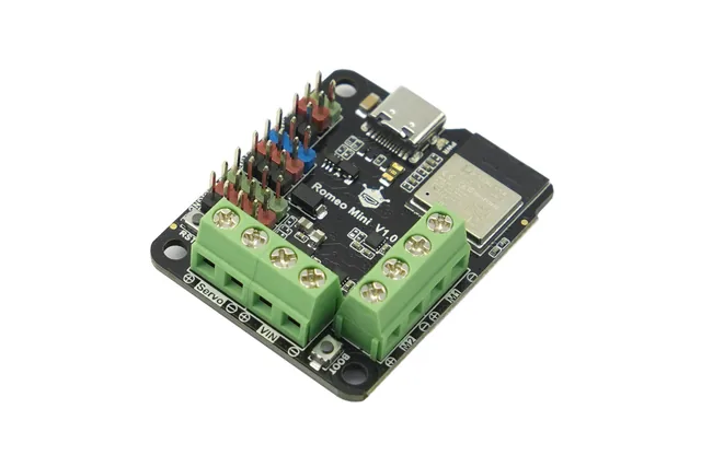 DFRobot Romeo Mini ESP32-C3 controlador de robots — DFRobot