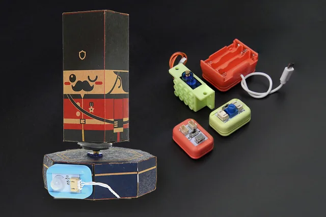 DFRobot BOSON Inventor Series - Royal Guard kit STEAM — DFRobot