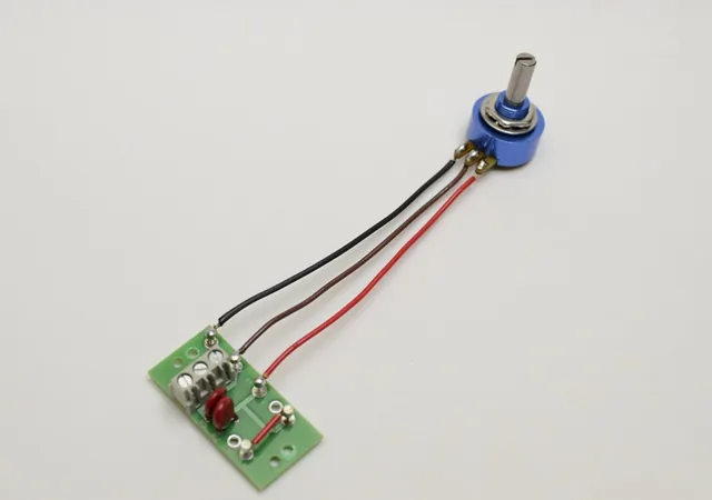 Potenciómetro sellado 10K Texas Electronics 001-1034 — Texas Electronics