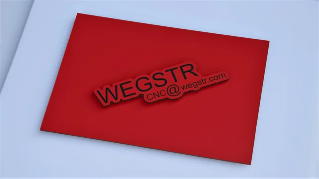 Plástico bicapa para grabado D0130 200 x 140 x 1,5 mm Wegstr — Wegstr